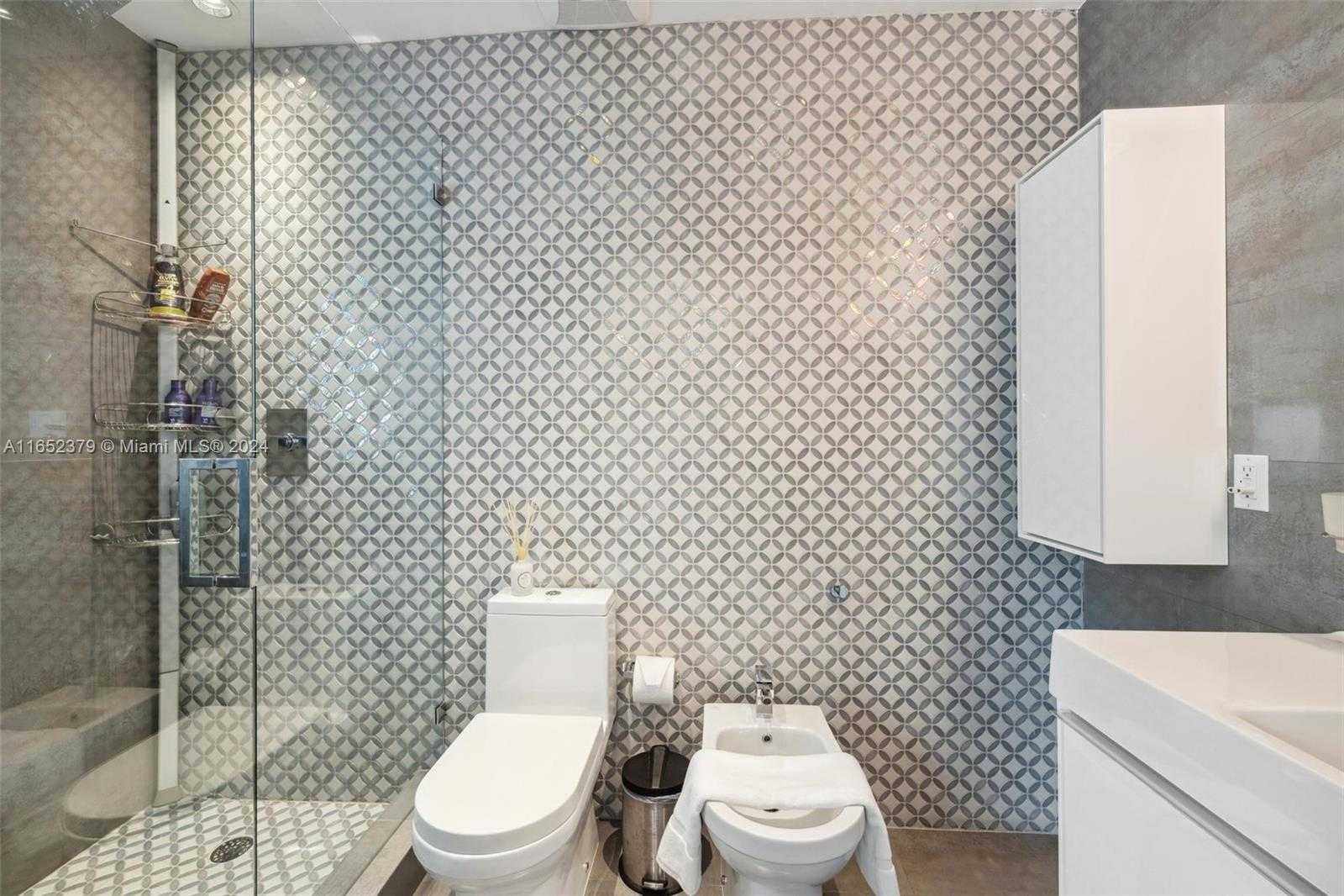 Small Image of 670 ALLENDALE RD, Key Biscayne Number 41