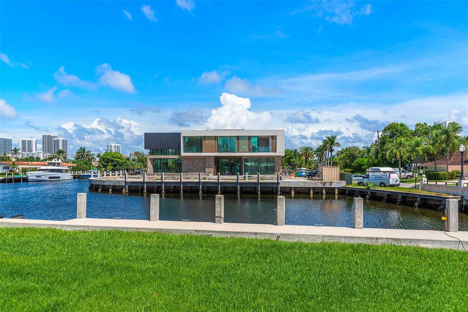 Small Image of 661 LAYNE BLVD, Hallandale Beach Number 10