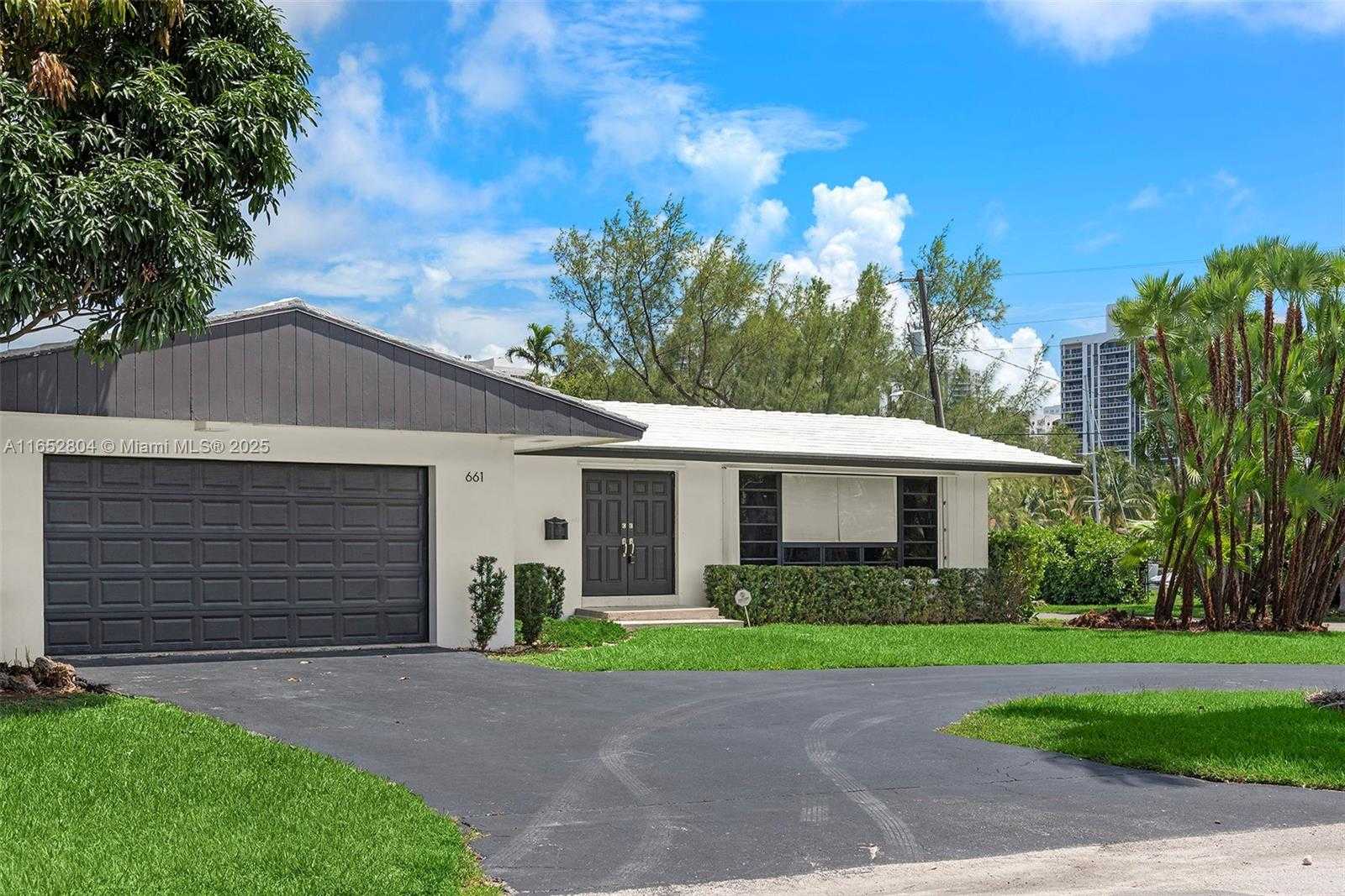 Small Image of 661 LAYNE BLVD, Hallandale Beach Number 34