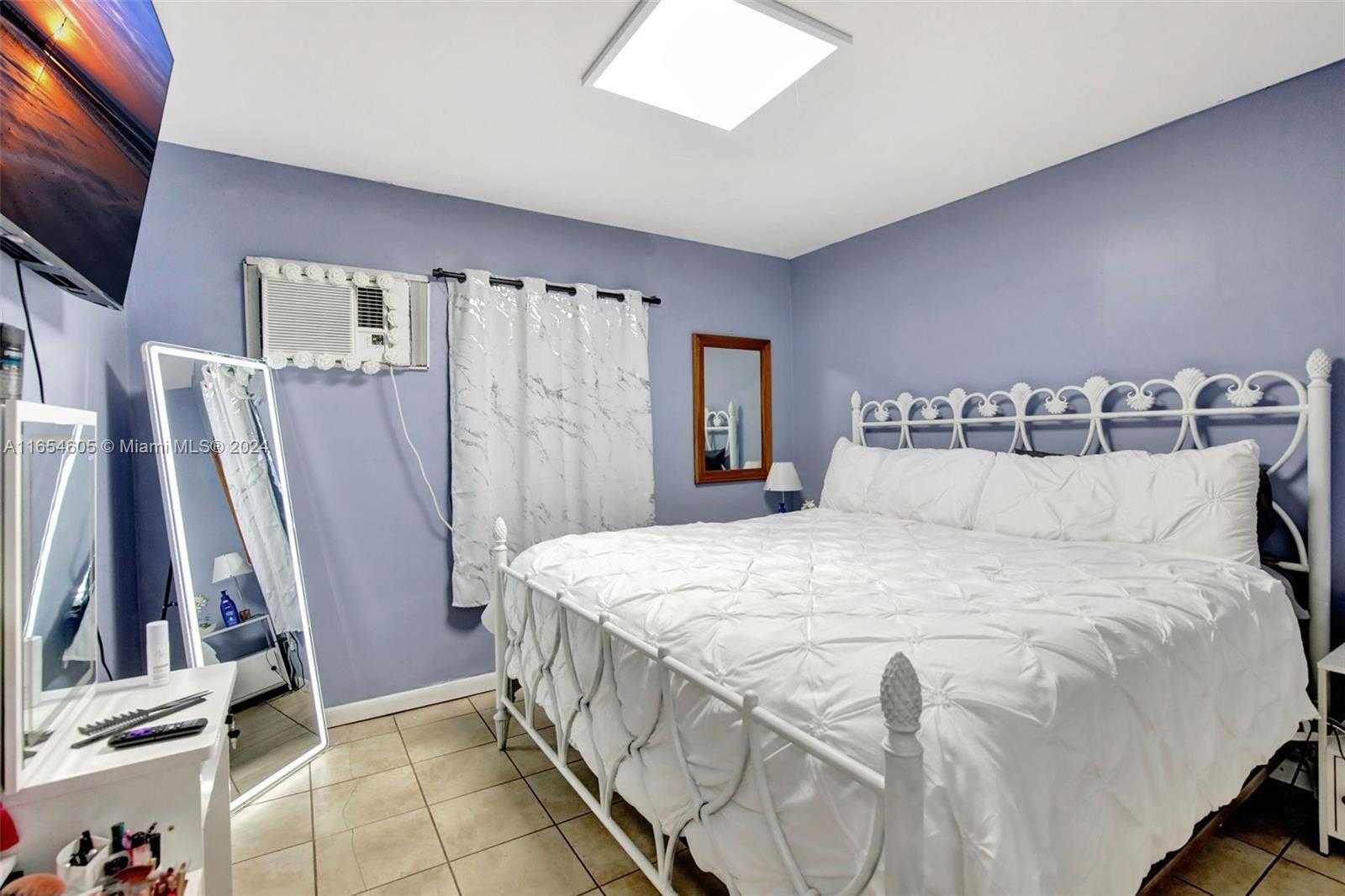 Small Image of 380 EAST 45 ST, Hialeah Number 12