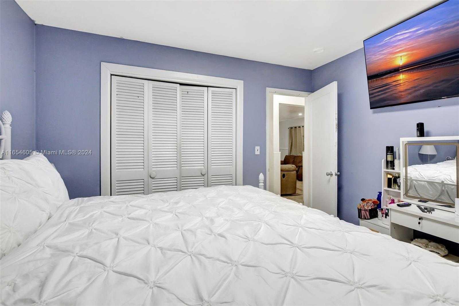 Small Image of 380 EAST 45 ST, Hialeah Number 21