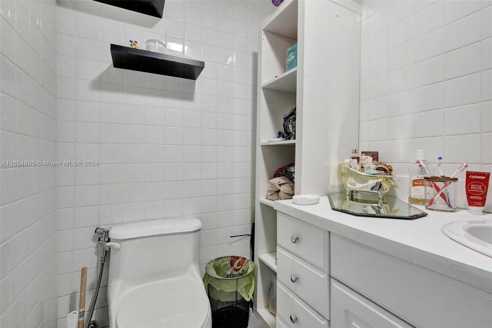Small Image of 380 EAST 45 ST, Hialeah Number 27