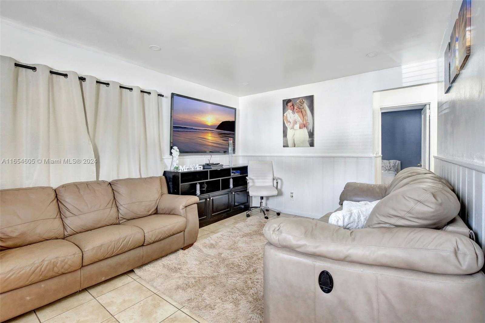 Small Image of 380 EAST 45 ST, Hialeah Number 7
