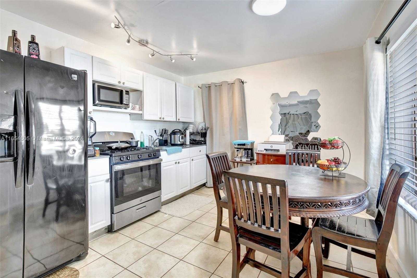 Small Image of 380 EAST 45 ST, Hialeah Number 8