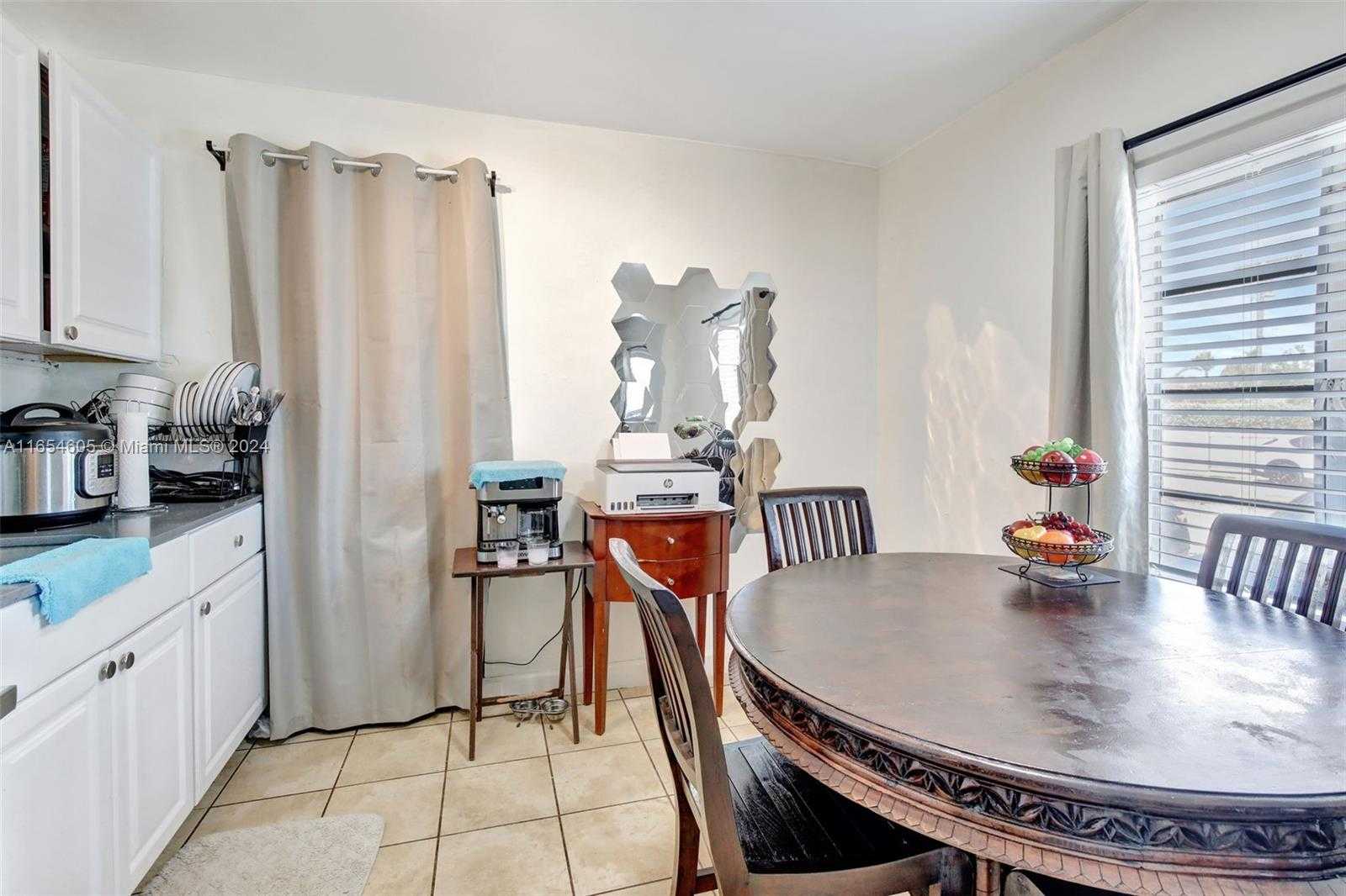 Small Image of 380 EAST 45 ST, Hialeah Number 9