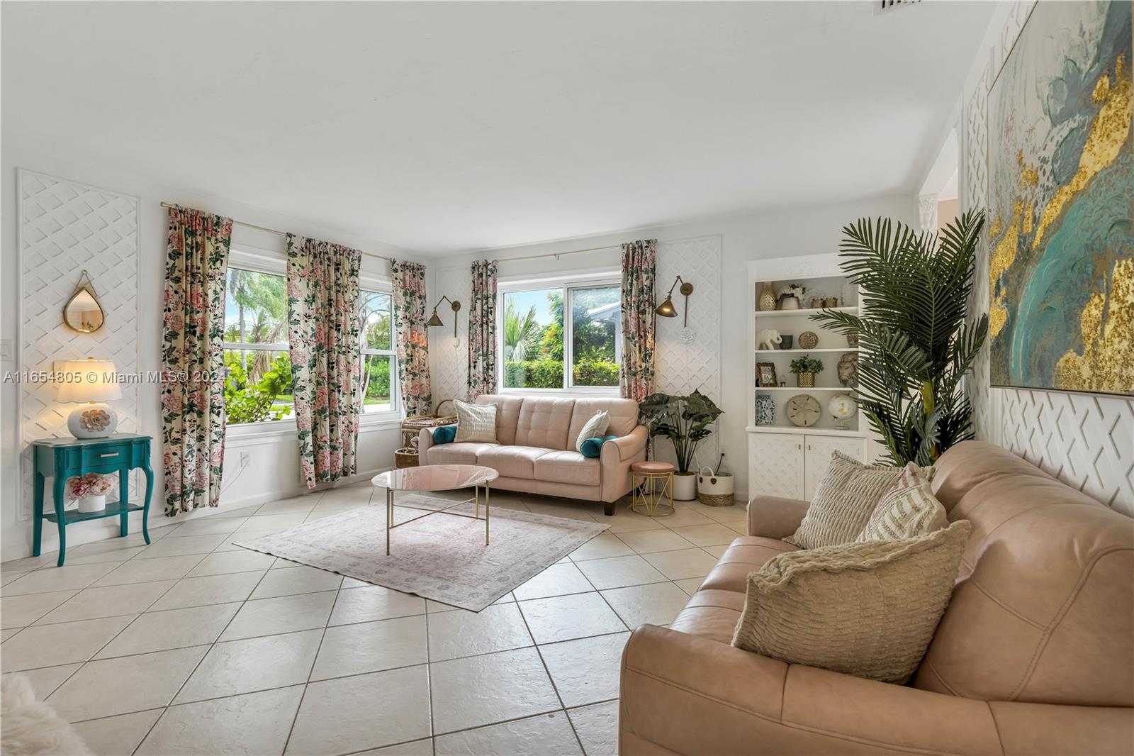 Small Image of 1539 FUNSTON ST, Hollywood Number 15