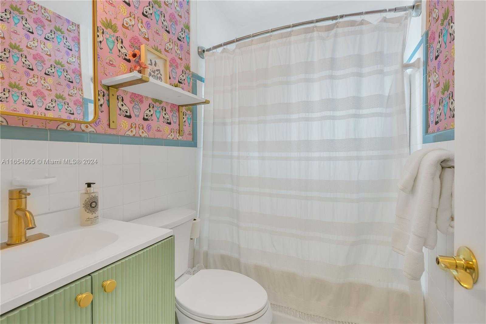 Small Image of 1539 FUNSTON ST, Hollywood Number 29