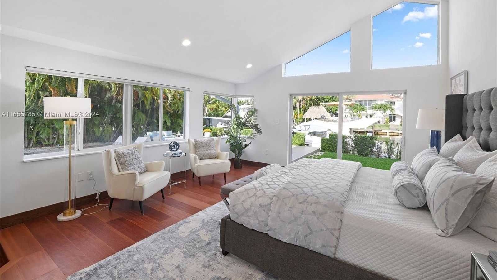 Small Image of 543 HIBISCUS DR, Hallandale Beach Number 25