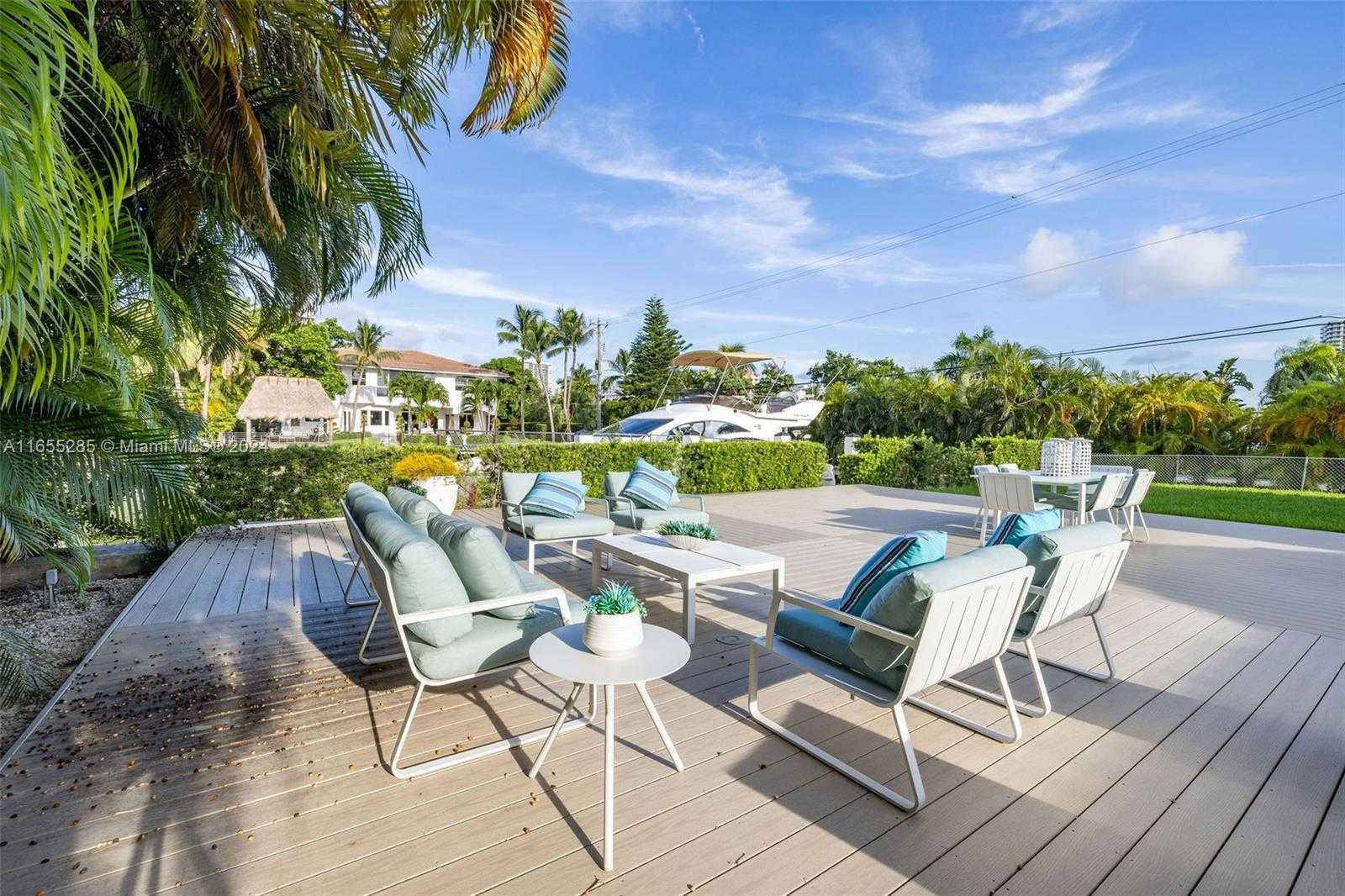 Small Image of 543 HIBISCUS DR, Hallandale Beach Number 49