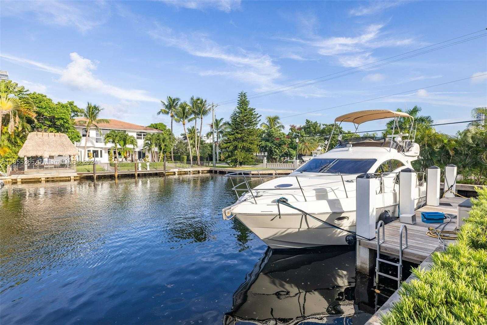 Small Image of 543 HIBISCUS DR, Hallandale Beach Number 53