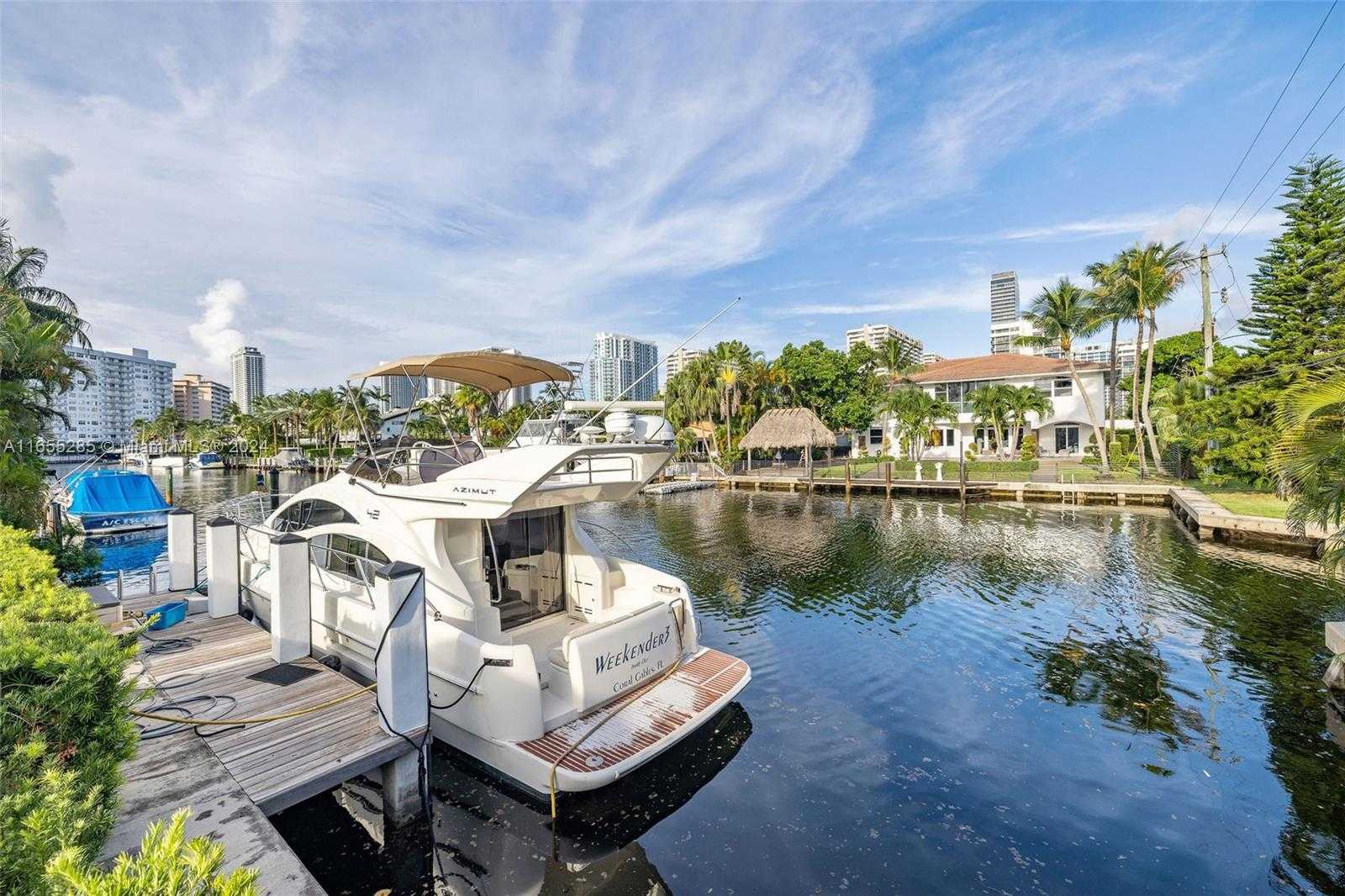 Small Image of 543 HIBISCUS DR, Hallandale Beach Number 56