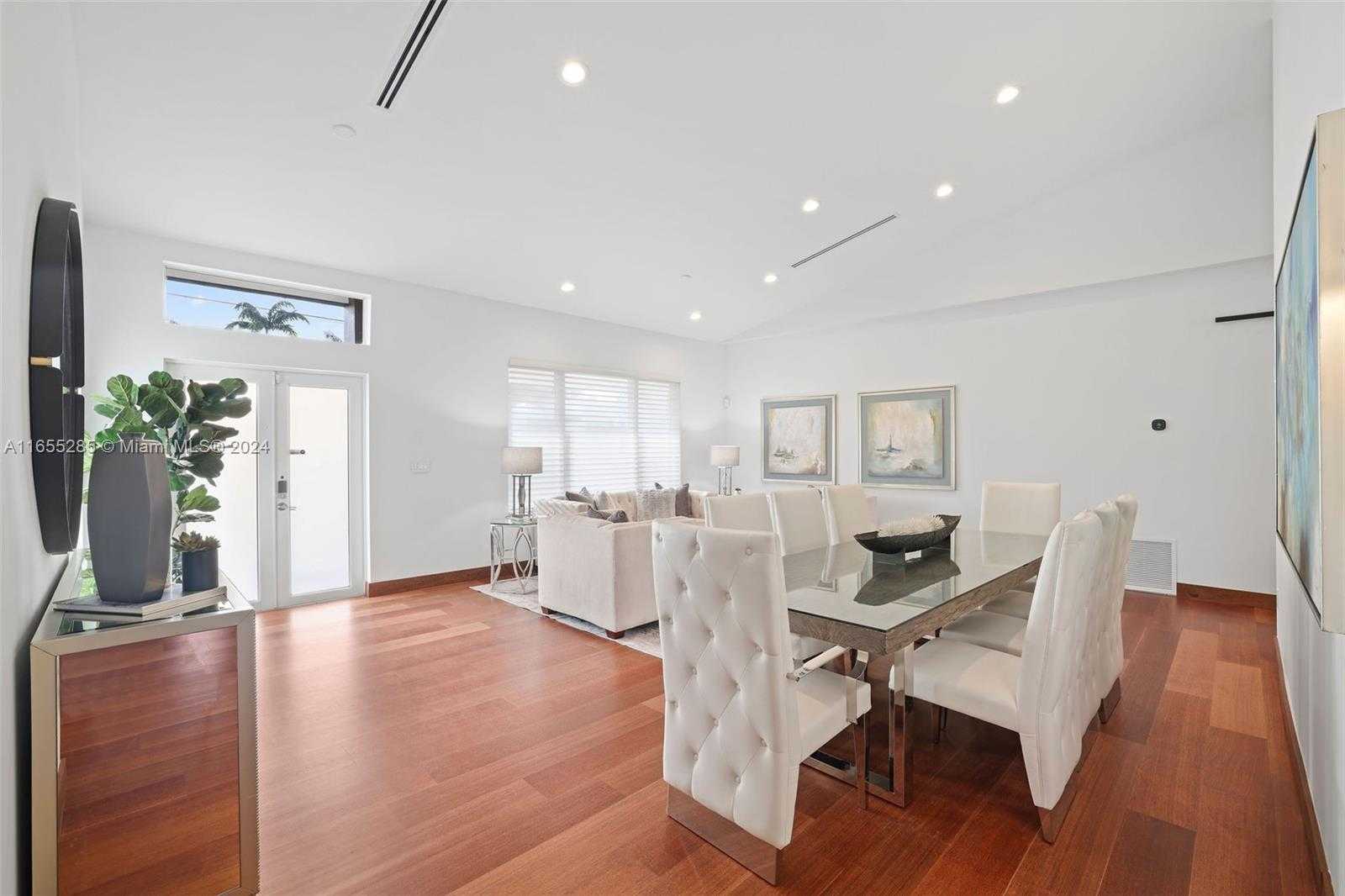 Small Image of 543 HIBISCUS DR, Hallandale Beach Number 7