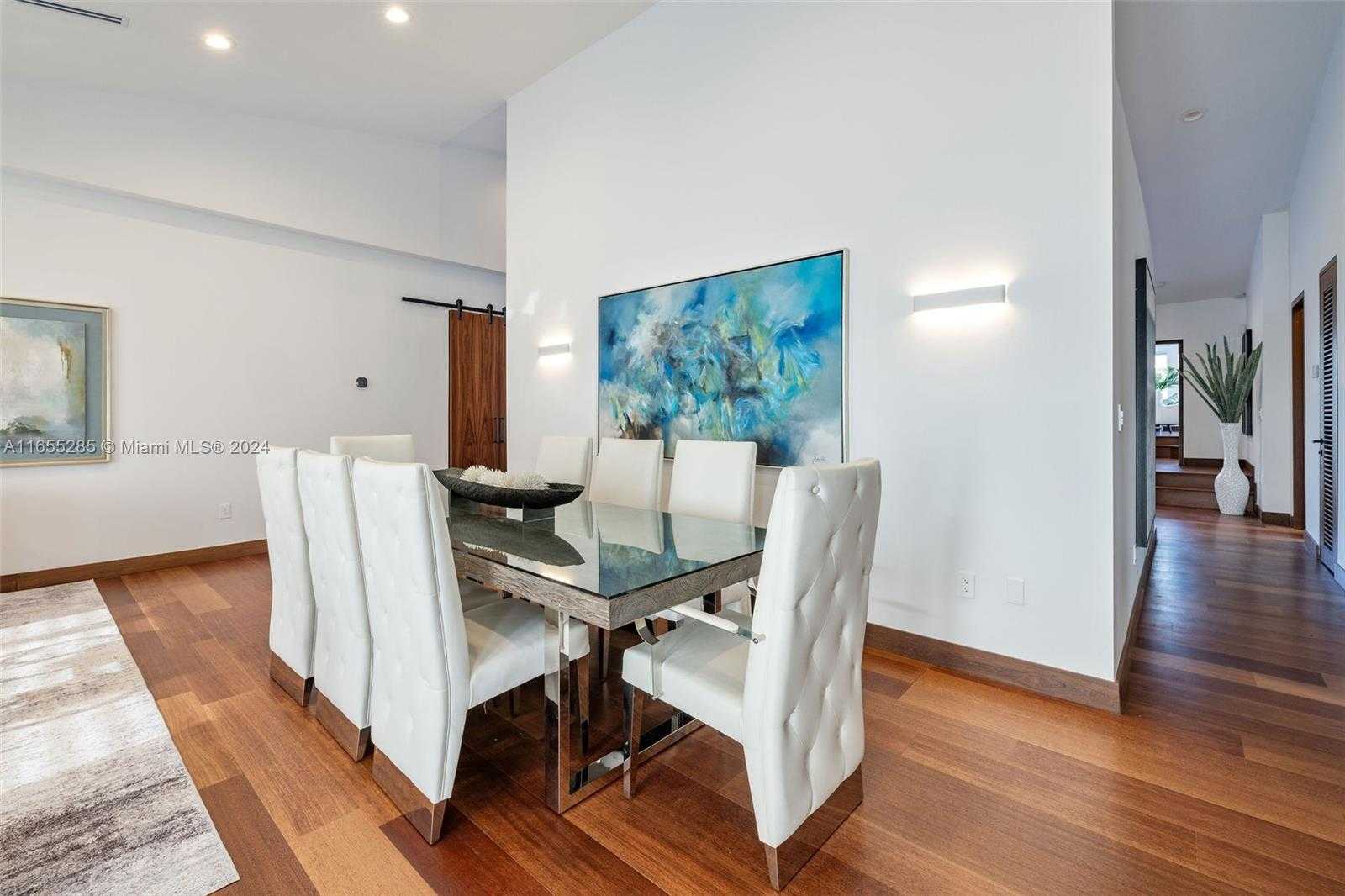 Small Image of 543 HIBISCUS DR, Hallandale Beach Number 9