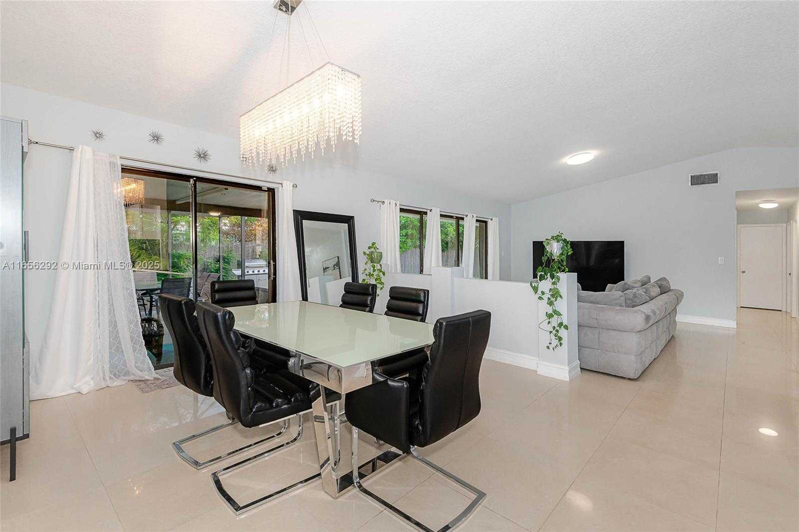 Small Image of 11533 SOUTH WEST 59TH CT, Cooper City Number 15