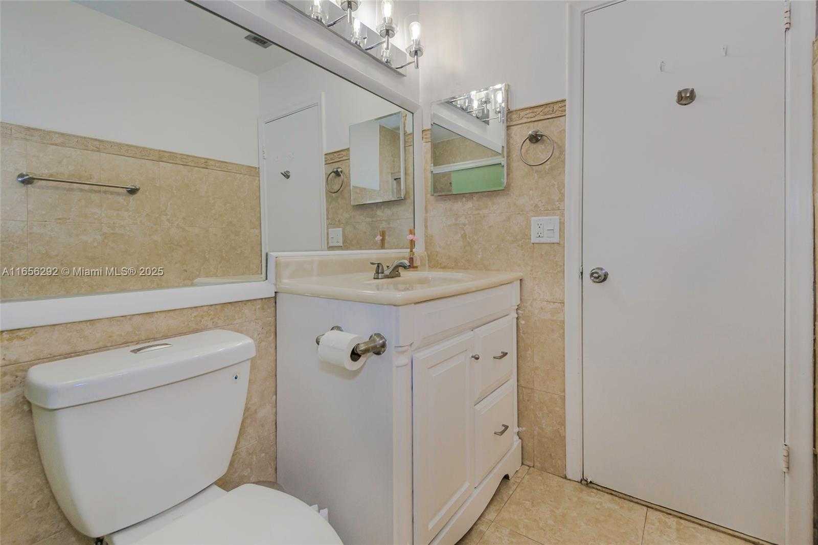 Small Image of 11533 SOUTH WEST 59TH CT, Cooper City Number 18