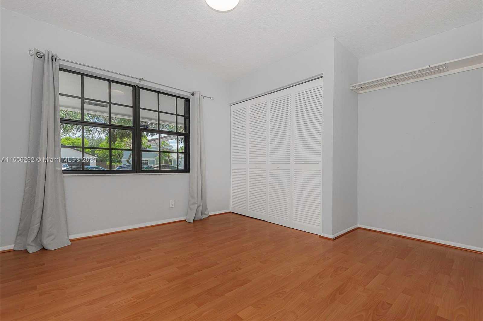 Small Image of 11533 SOUTH WEST 59TH CT, Cooper City Number 23