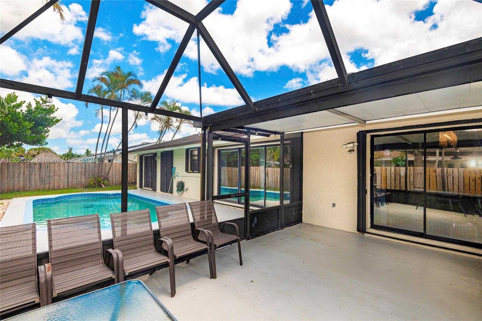 Small Image of 11533 SOUTH WEST 59TH CT, Cooper City Number 4