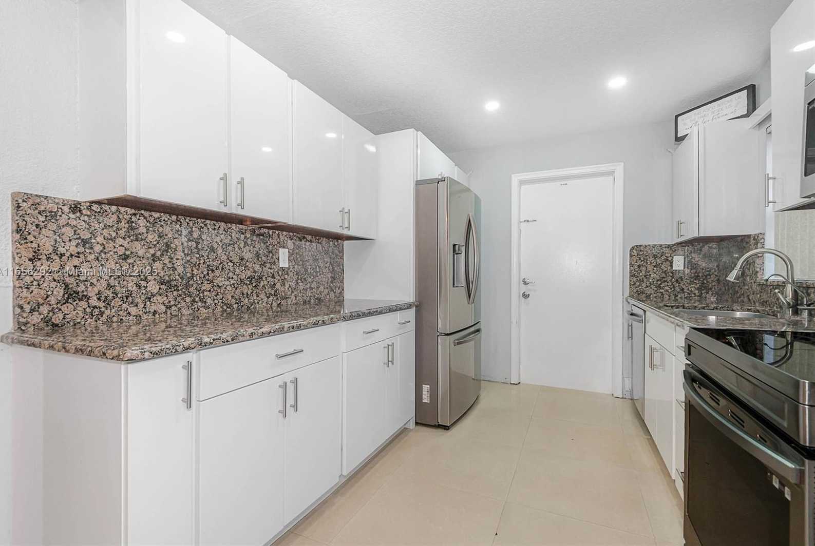Small Image of 11533 SOUTH WEST 59TH CT, Cooper City Number 5