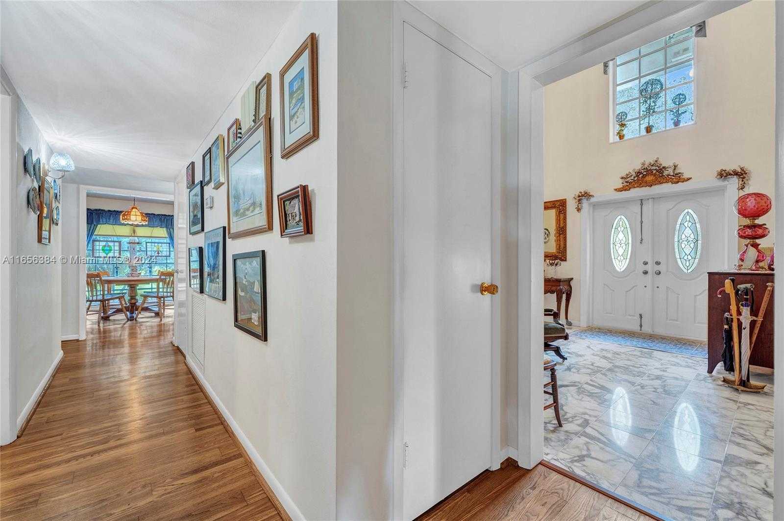 Small Image of 19400 SOUTH WEST 232ND ST, Miami Number 12
