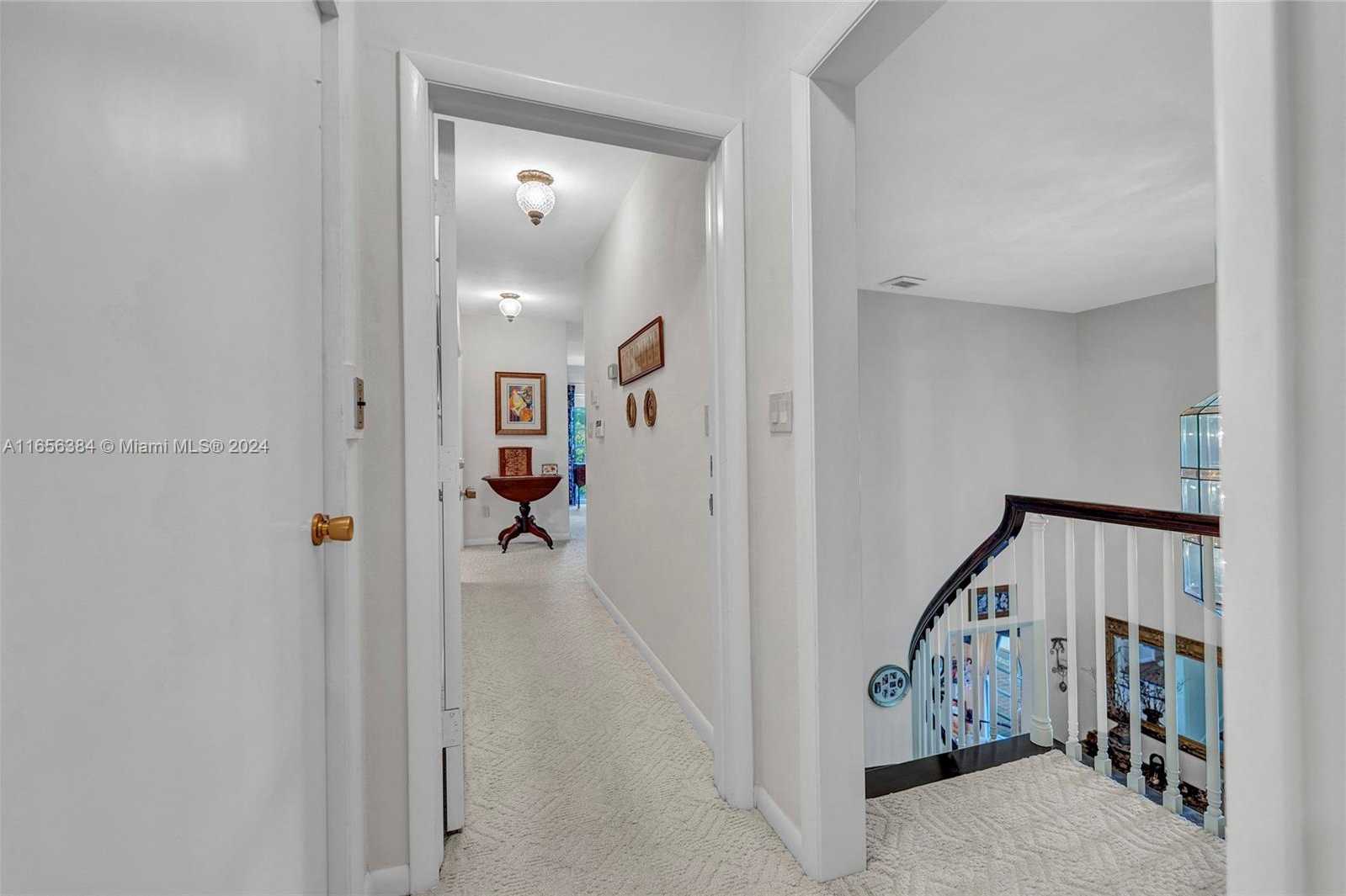 Small Image of 19400 SOUTH WEST 232ND ST, Miami Number 19