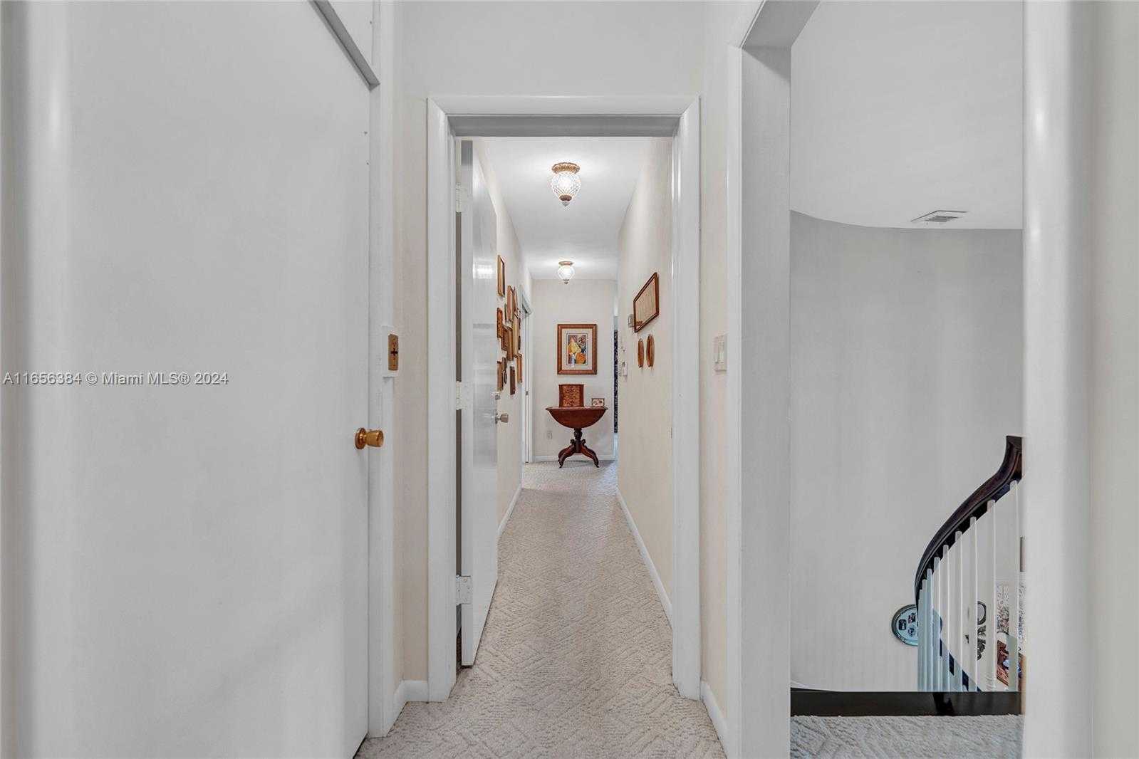 Small Image of 19400 SOUTH WEST 232ND ST, Miami Number 28