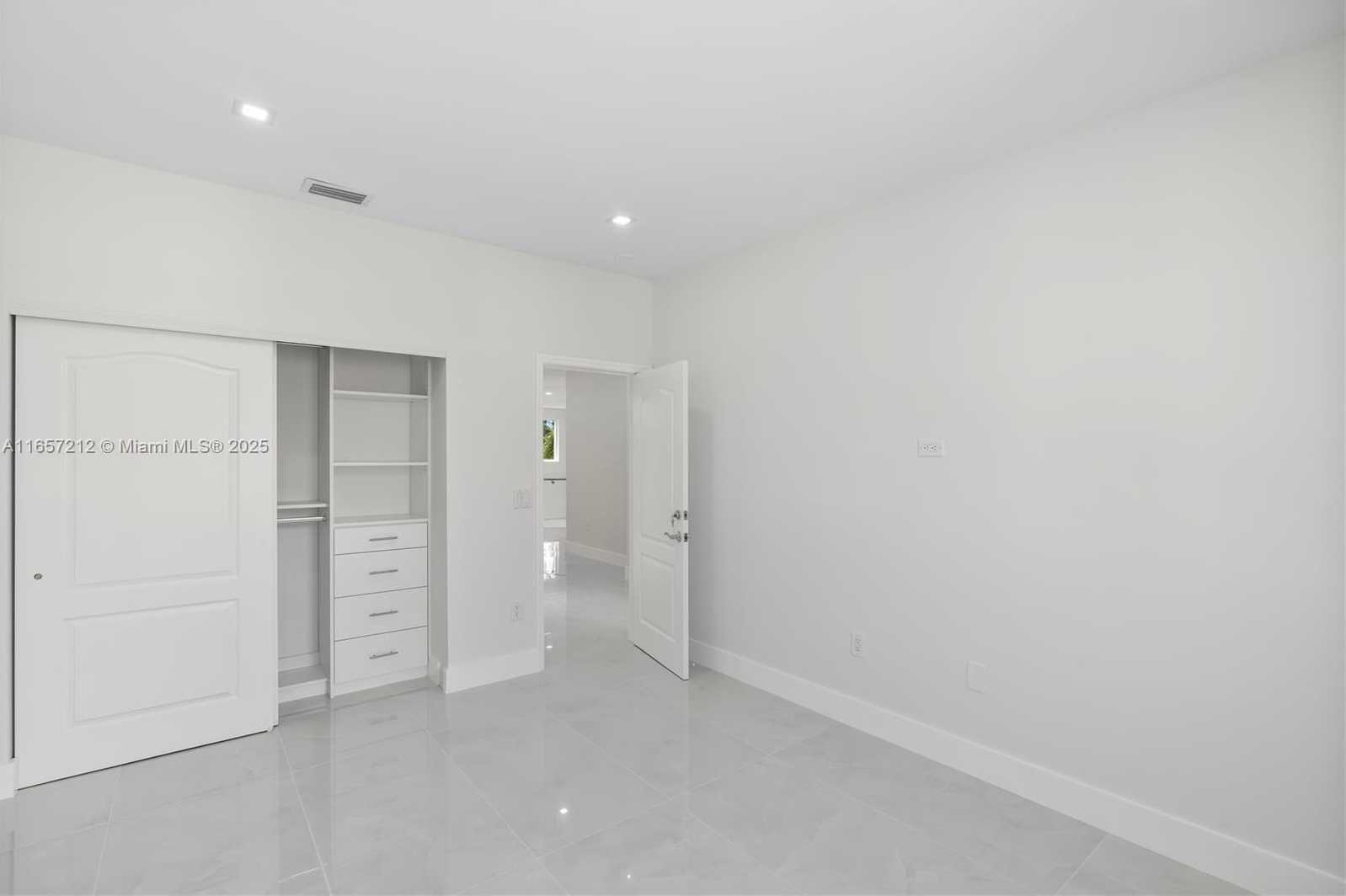 Small Image of 21227 NORTH EAST 31ST PL, Aventura Number 21