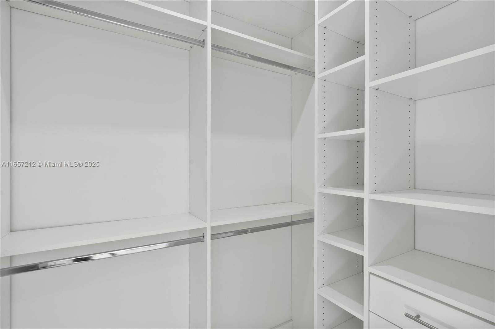 Small Image of 21227 NORTH EAST 31ST PL, Aventura Number 26