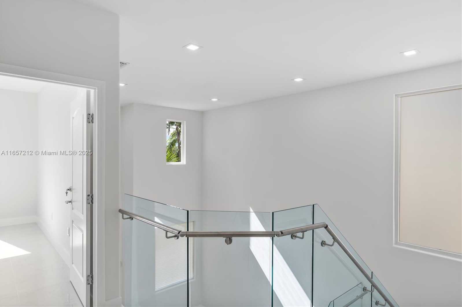 Small Image of 21227 NORTH EAST 31ST PL, Aventura Number 3
