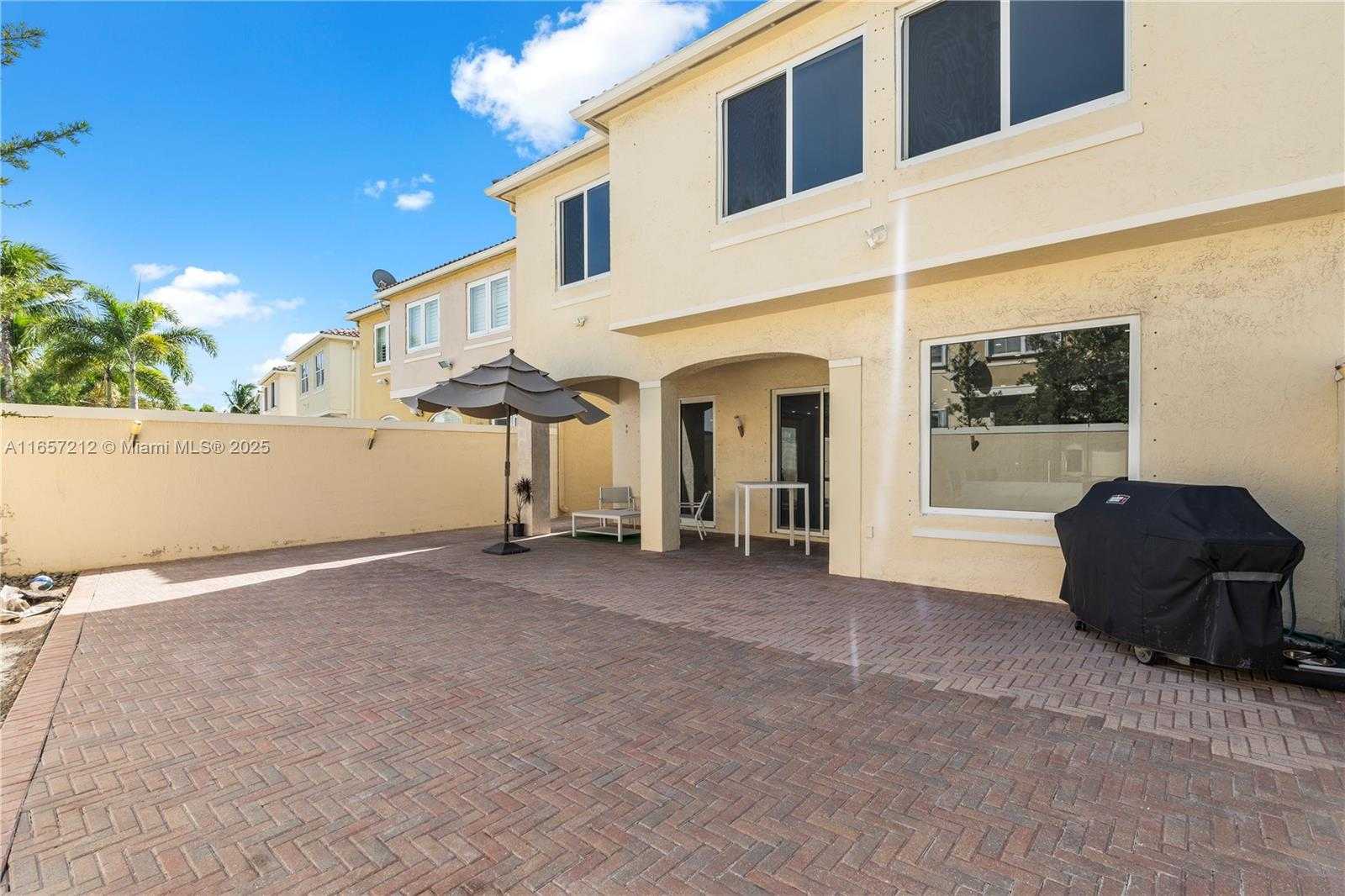 Small Image of 21227 NORTH EAST 31ST PL, Aventura Number 30