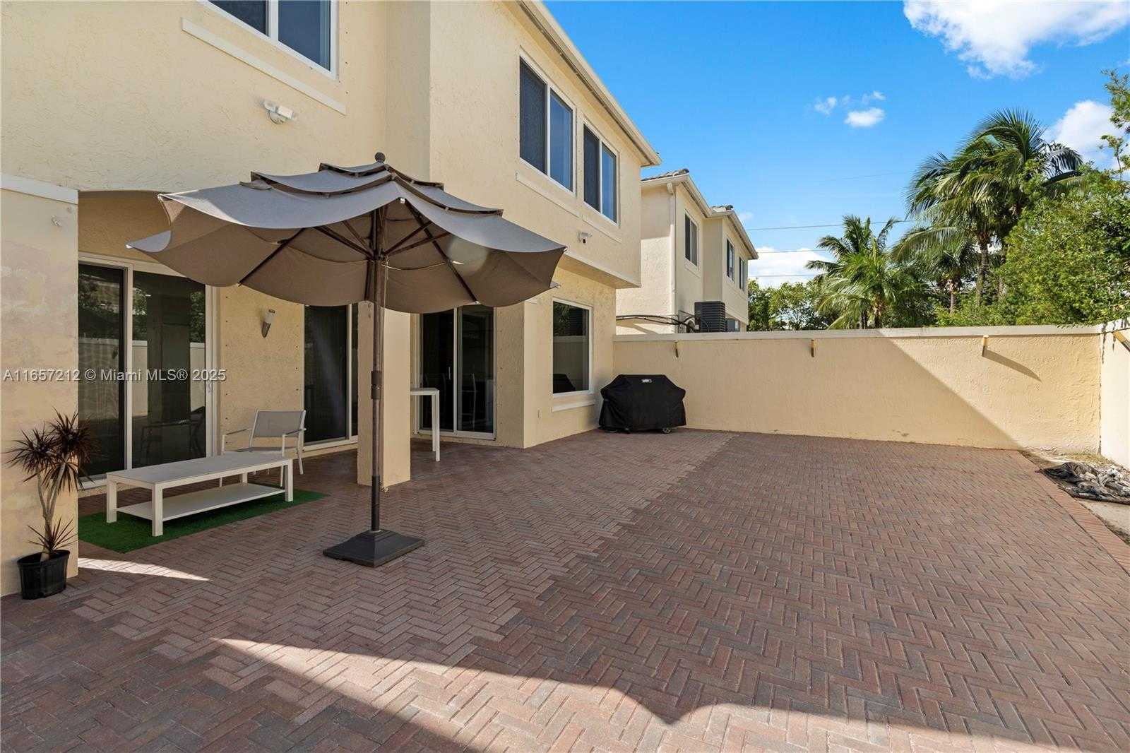 Small Image of 21227 NORTH EAST 31ST PL, Aventura Number 32
