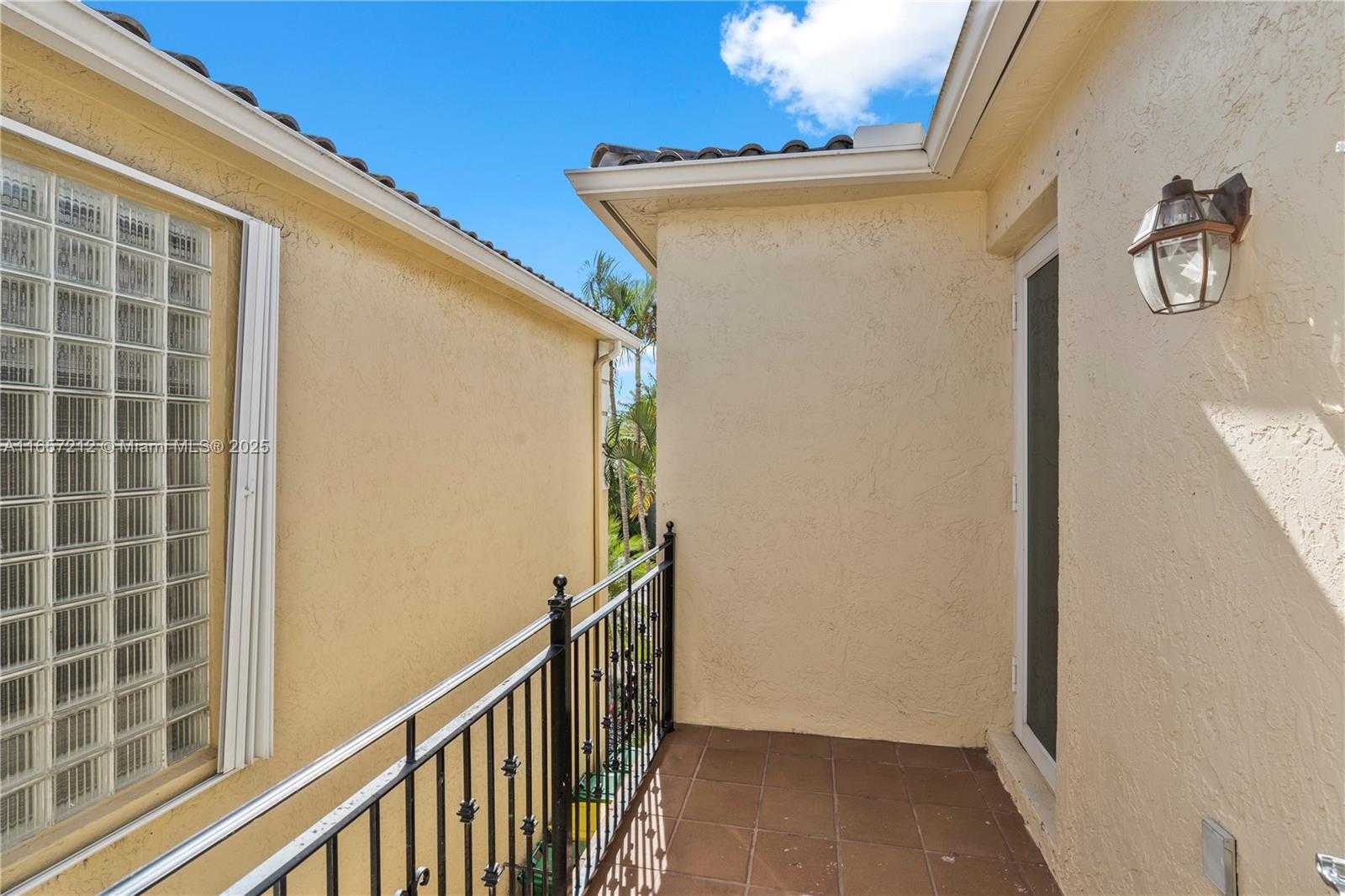Small Image of 21227 NORTH EAST 31ST PL, Aventura Number 33