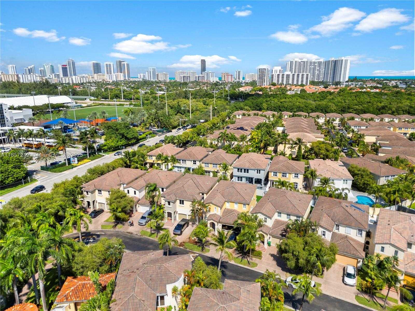 Small Image of 21227 NORTH EAST 31ST PL, Aventura Number 39