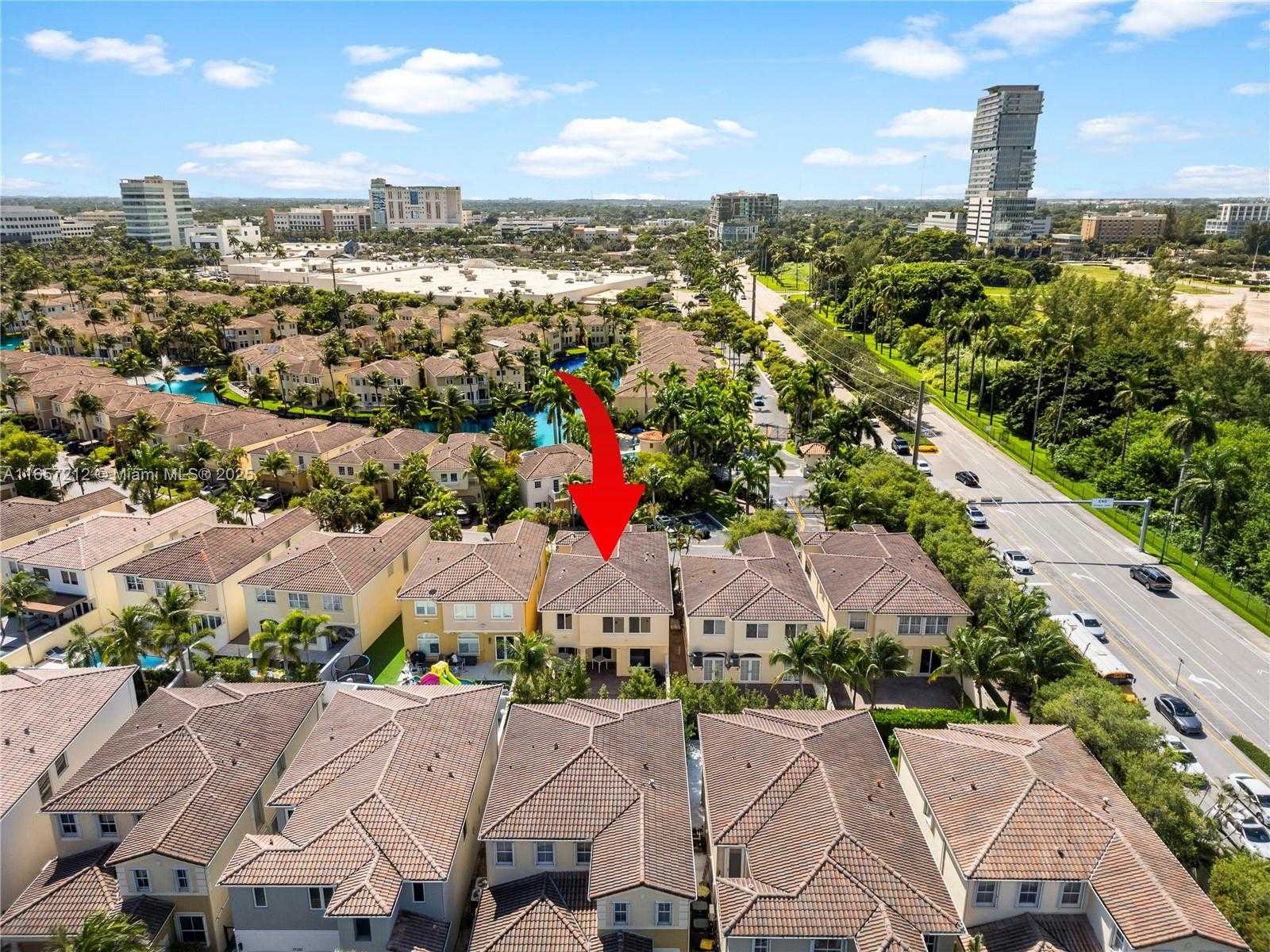 Small Image of 21227 NORTH EAST 31ST PL, Aventura Number 43