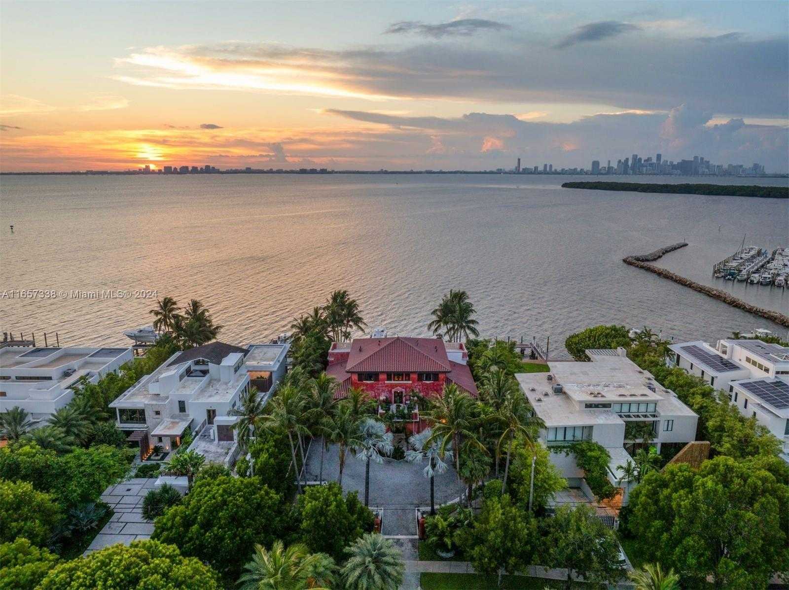 Small Image of 230 HARBOR DRIVE, Key Biscayne Number 2