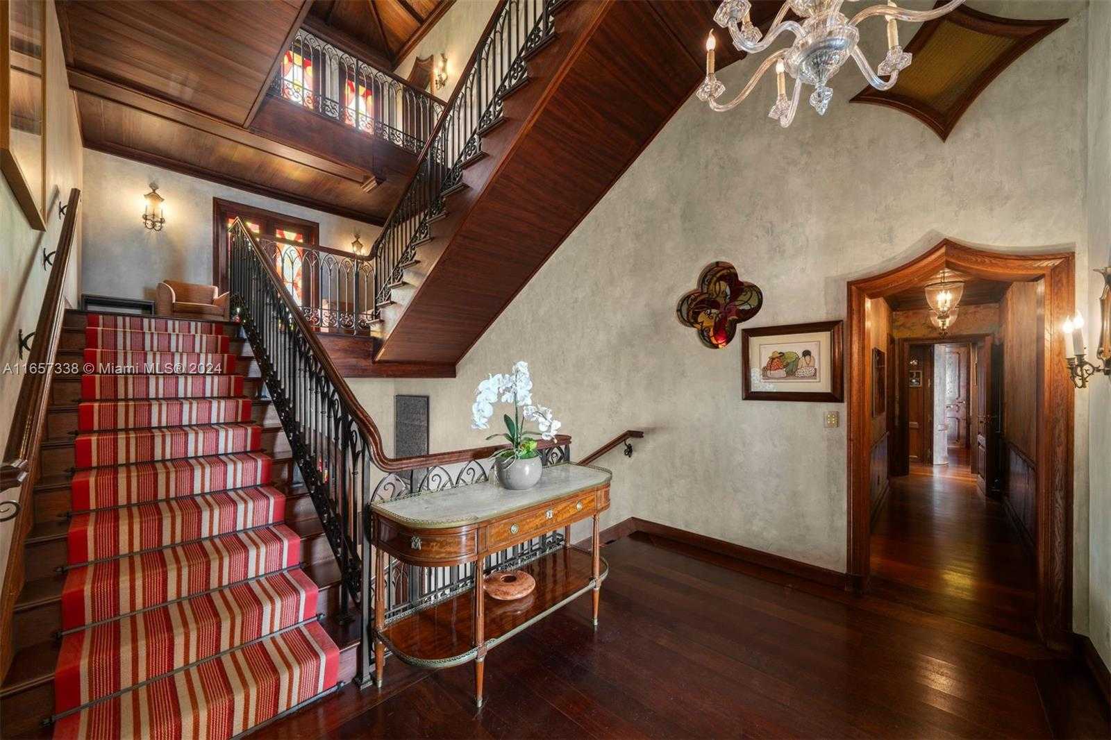 Small Image of 230 HARBOR DRIVE, Key Biscayne Number 20