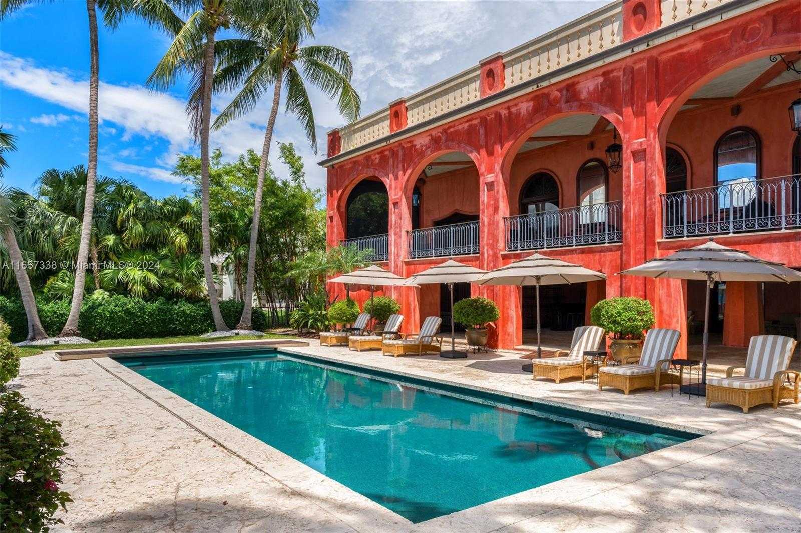 Small Image of 230 HARBOR DRIVE, Key Biscayne Number 4