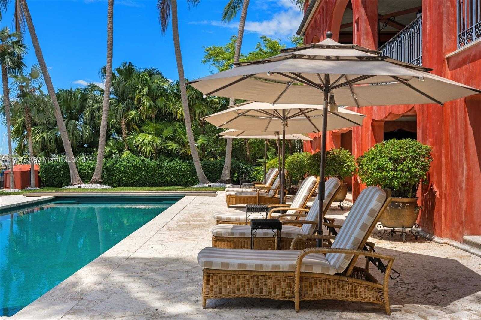 Small Image of 230 HARBOR DRIVE, Key Biscayne Number 42