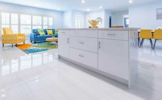 Small Image of 6466 NORTH WEST 20TH ST, Margate Number 11