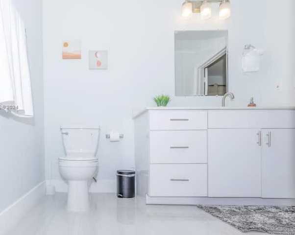 Small Image of 6466 NORTH WEST 20TH ST, Margate Number 31
