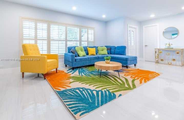 Small Image of 6466 NORTH WEST 20TH ST, Margate Number 4