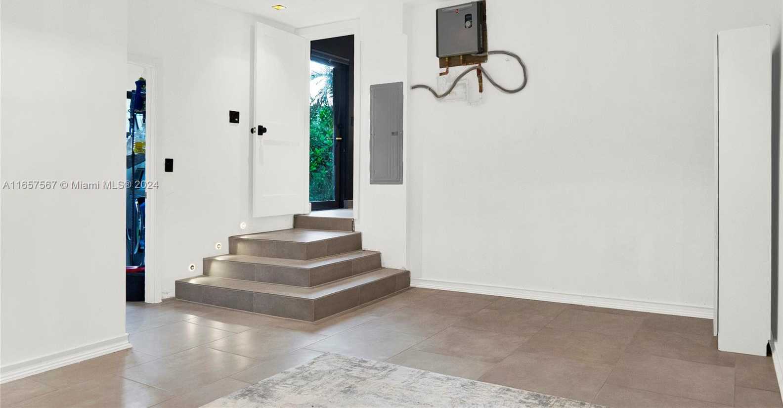 Small Image of 63 SOUTH WEST 31ST RD, Miami Number 19