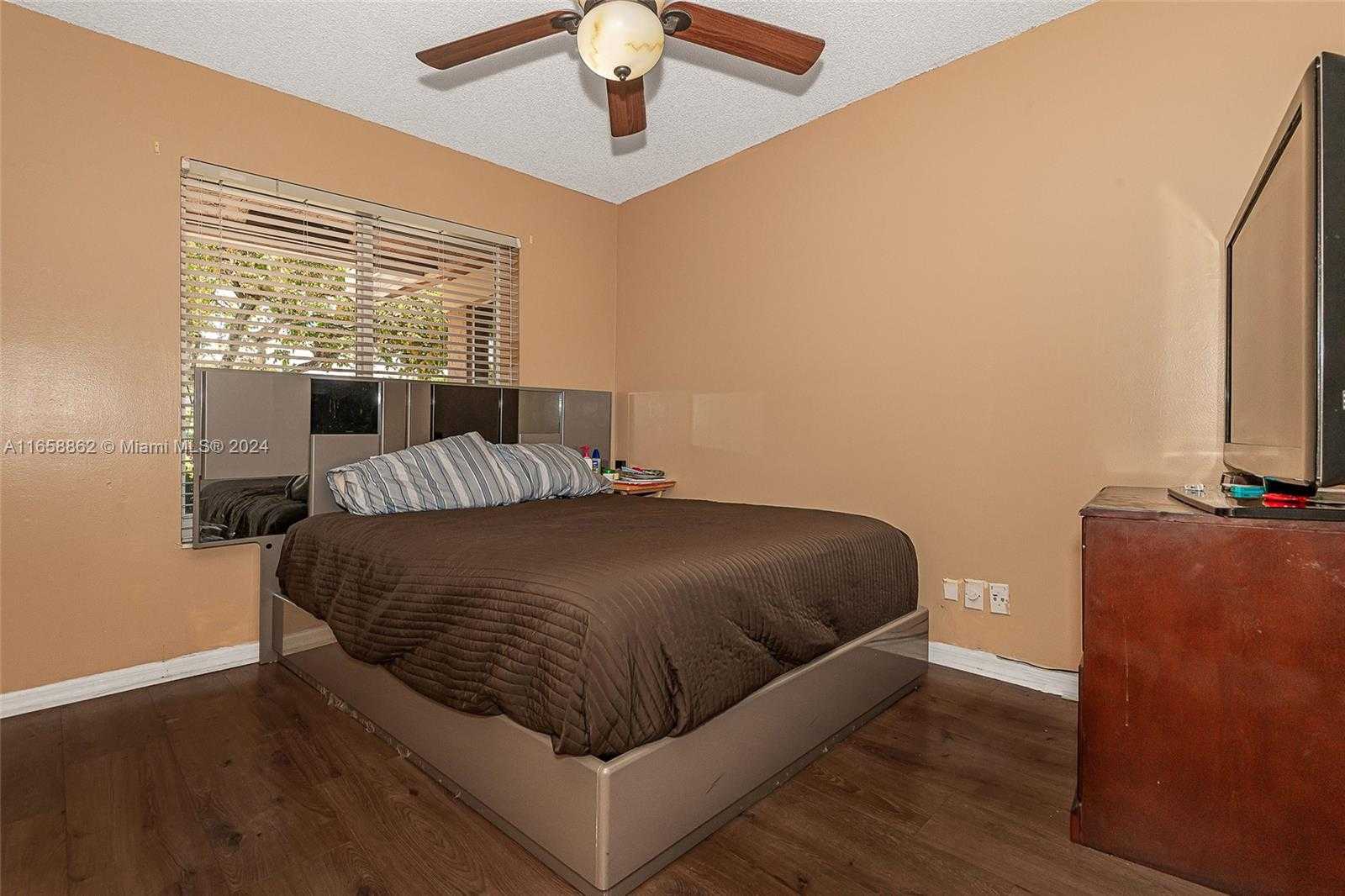 Small Image of 7105 NORTH WEST 45TH ST, Coral Springs Number 17