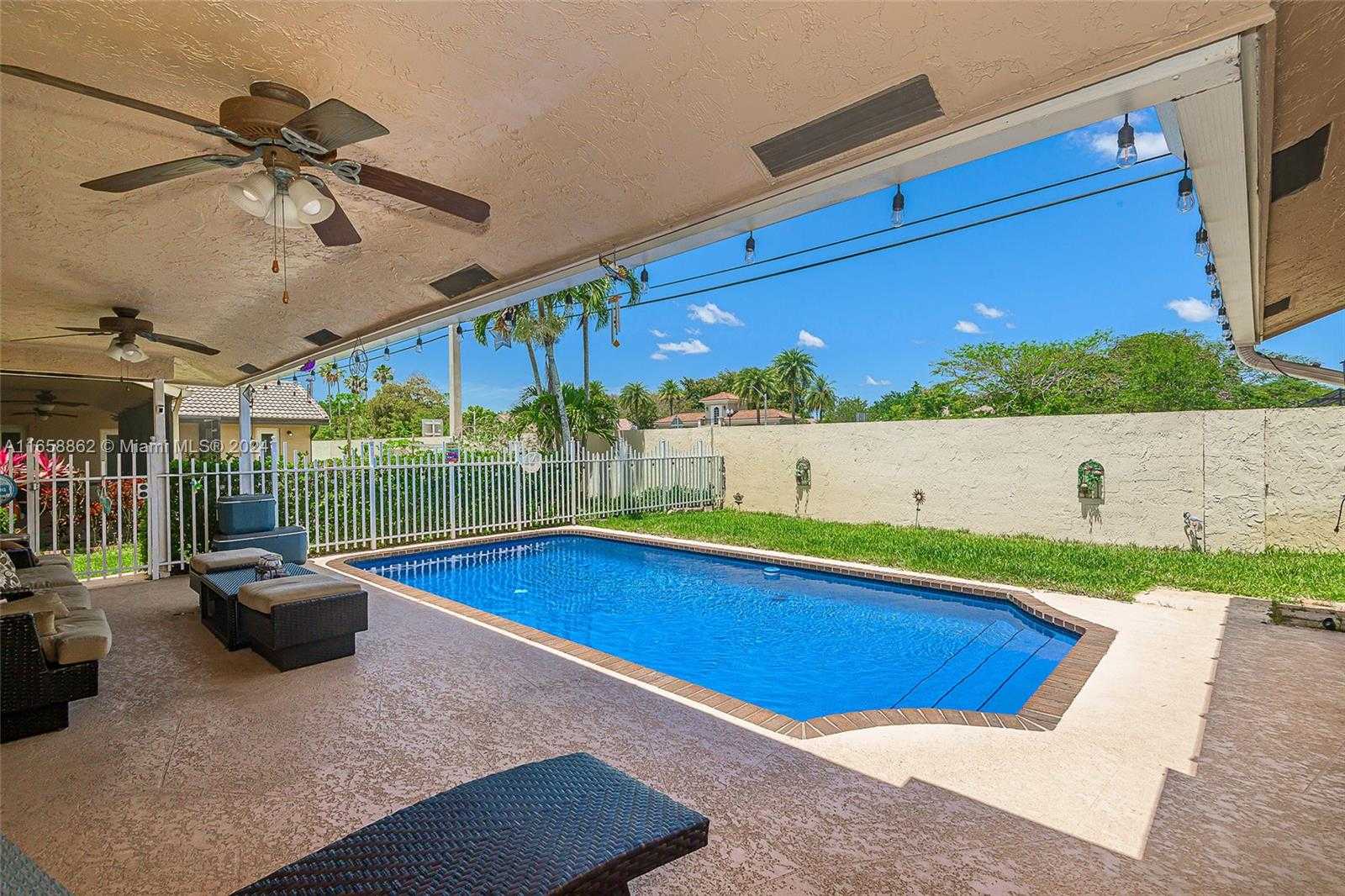 Small Image of 7105 NORTH WEST 45TH ST, Coral Springs Number 4