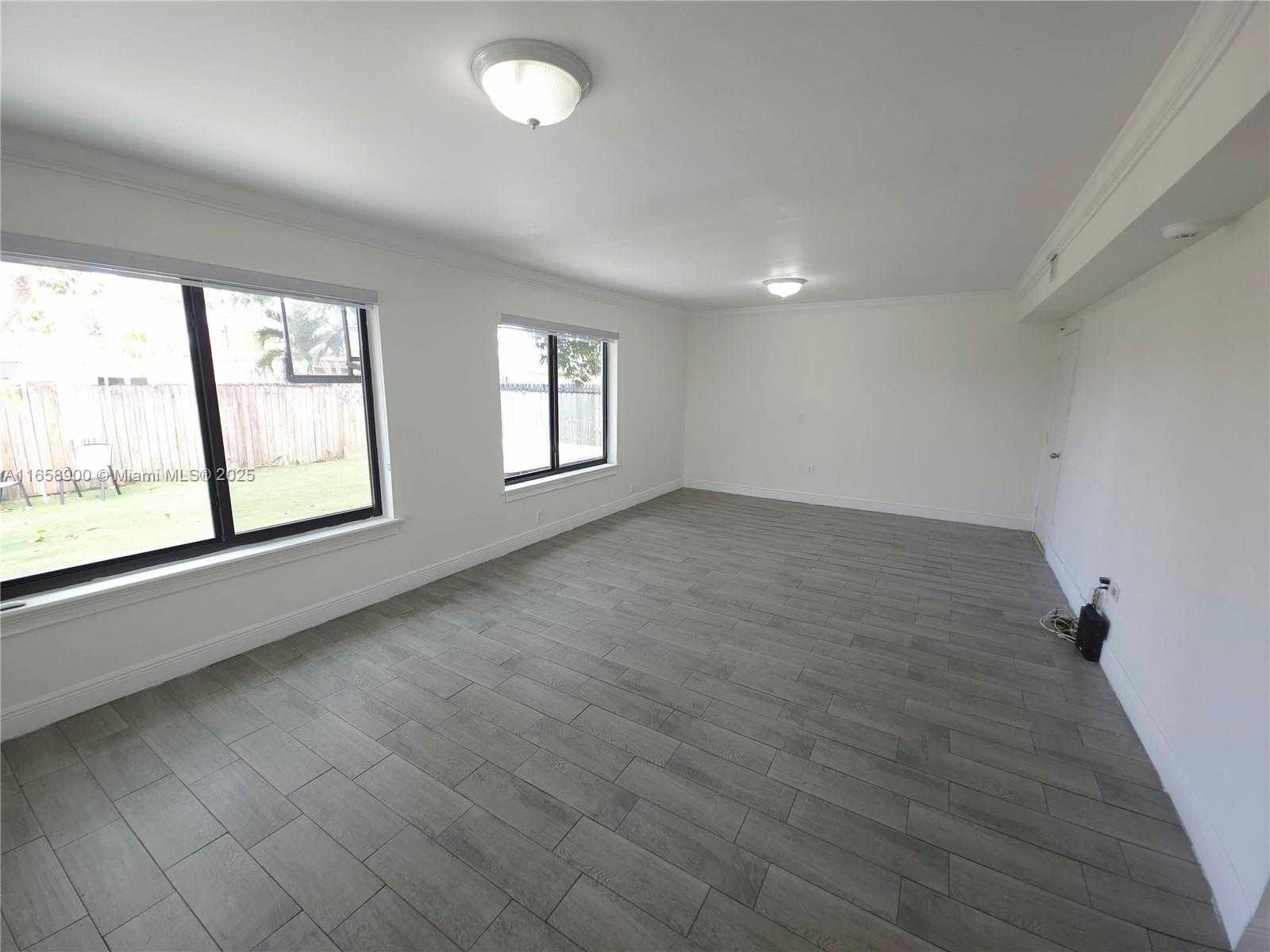 Small Image of 150 SOUTH WEST 52ND AVE, Miami Number 37