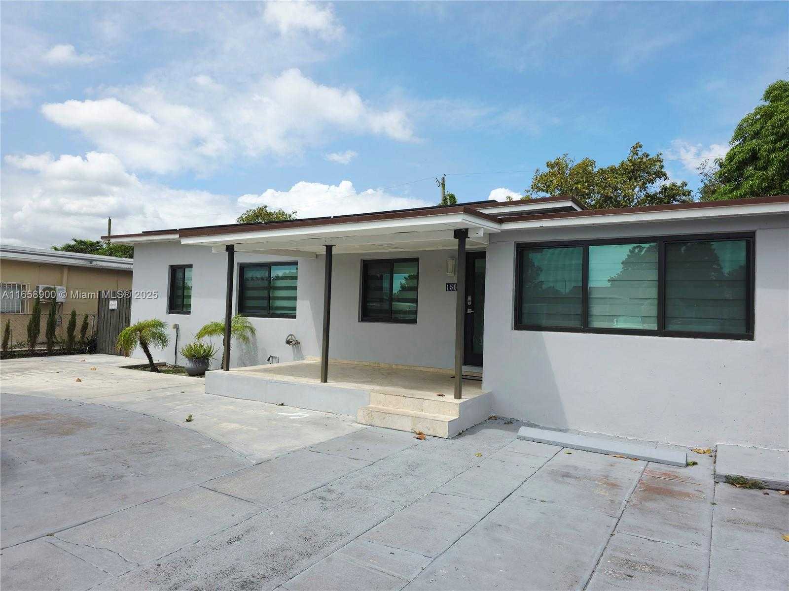Small Image of 150 SOUTH WEST 52ND AVE, Miami Number 9