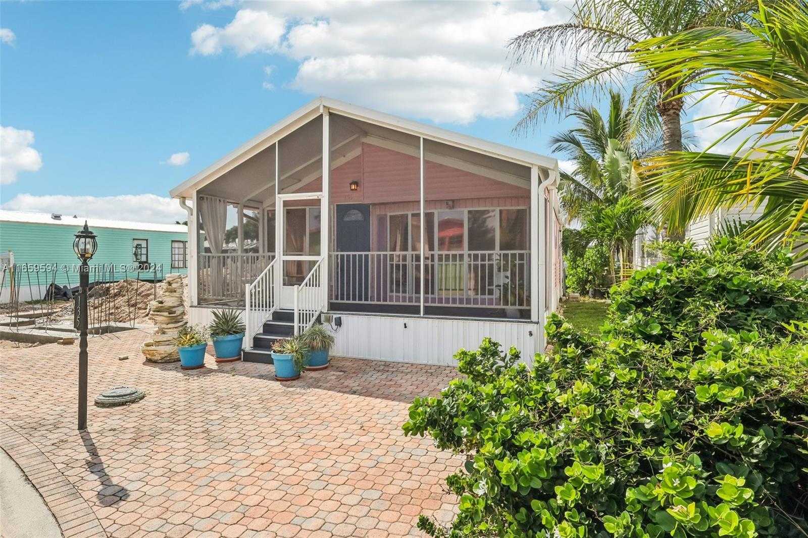 Small Image of 10851 SOUTH OCEAN DR #135, Jensen Beach Number 2
