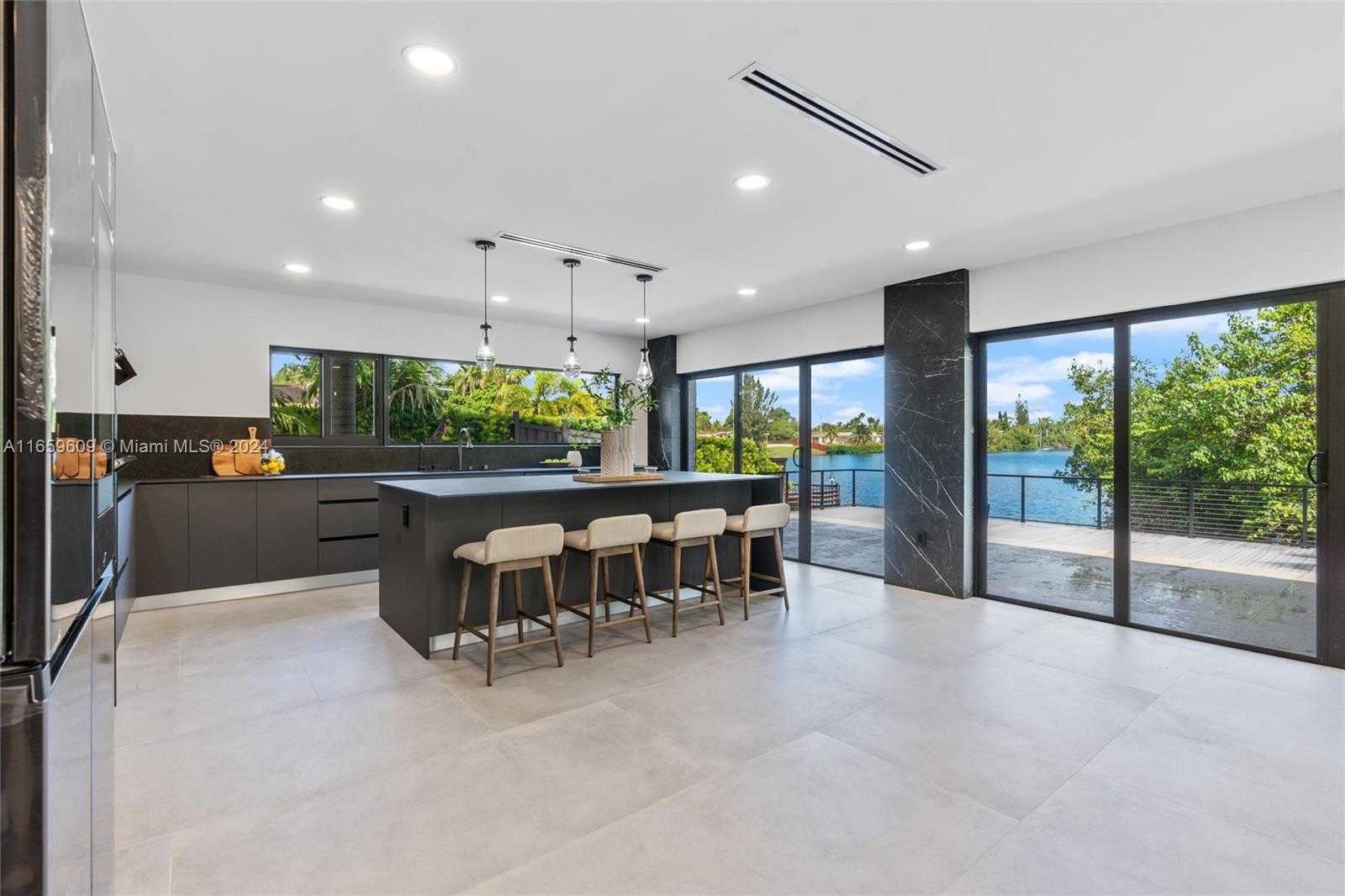 Small Image of 2261 NORTH EAST 192ND ST, Miami Number 10