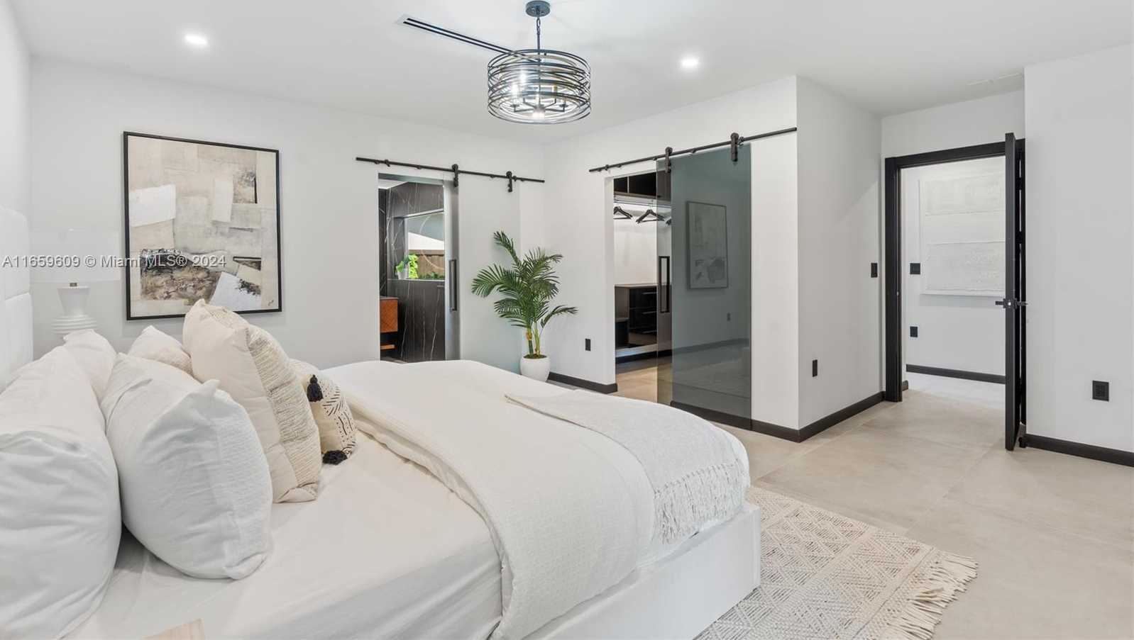 Small Image of 2261 NORTH EAST 192ND ST, Miami Number 15