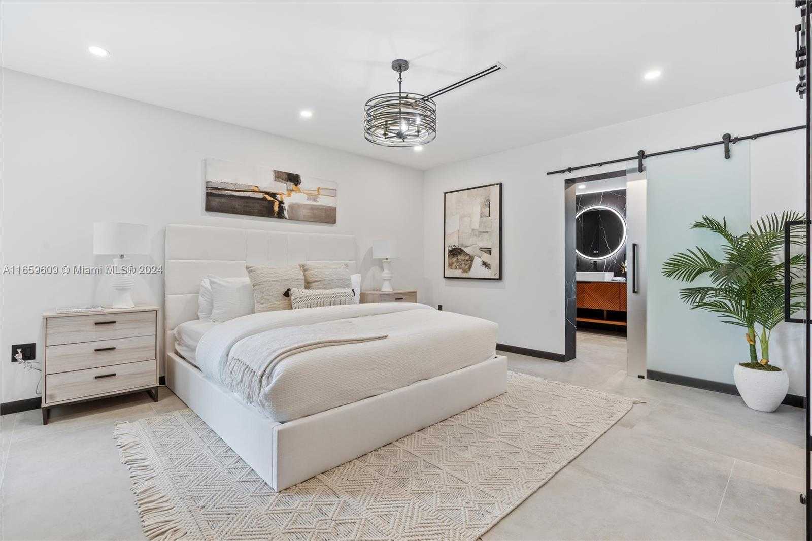 Small Image of 2261 NORTH EAST 192ND ST, Miami Number 16