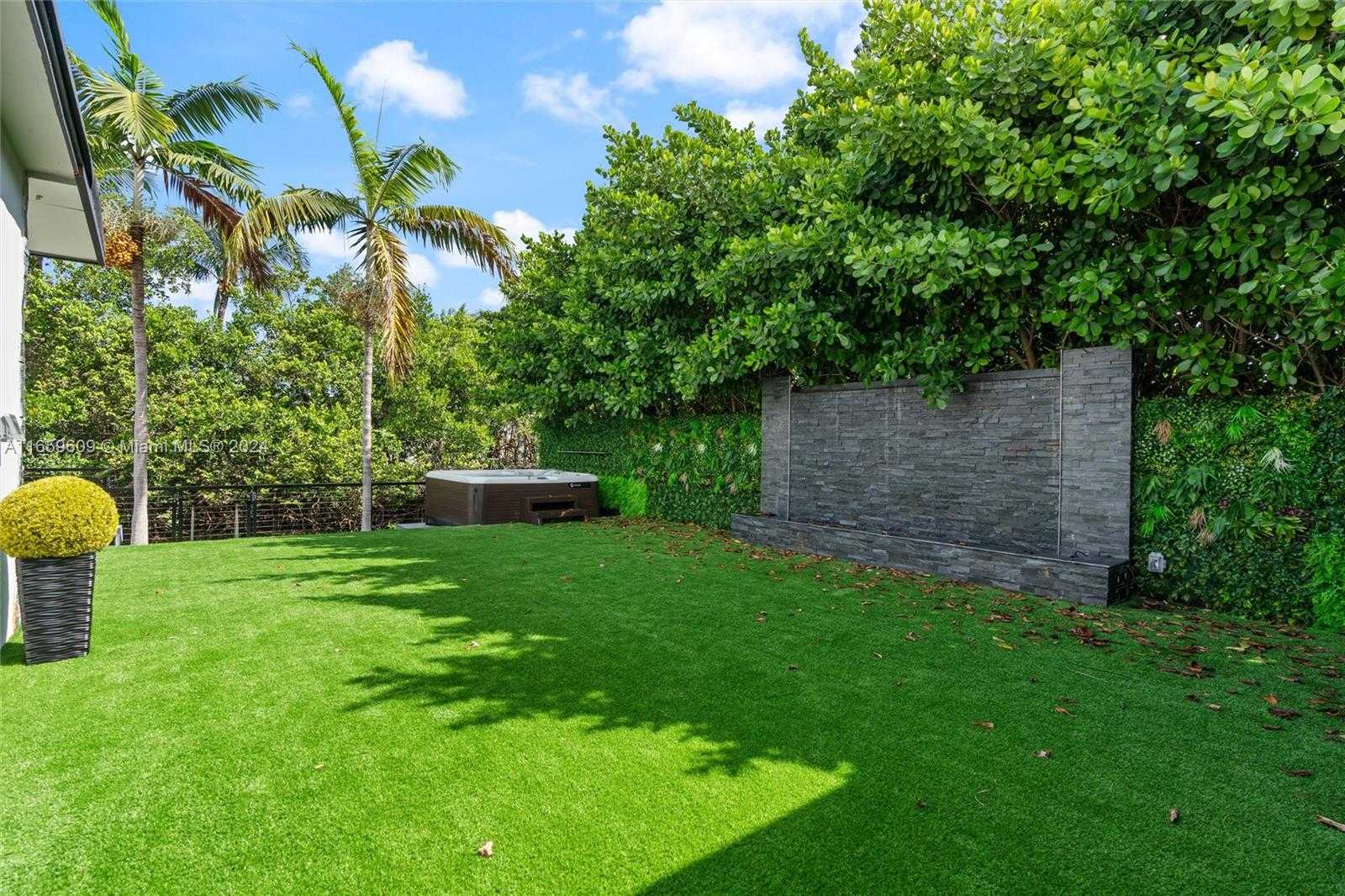 Small Image of 2261 NORTH EAST 192ND ST, Miami Number 23